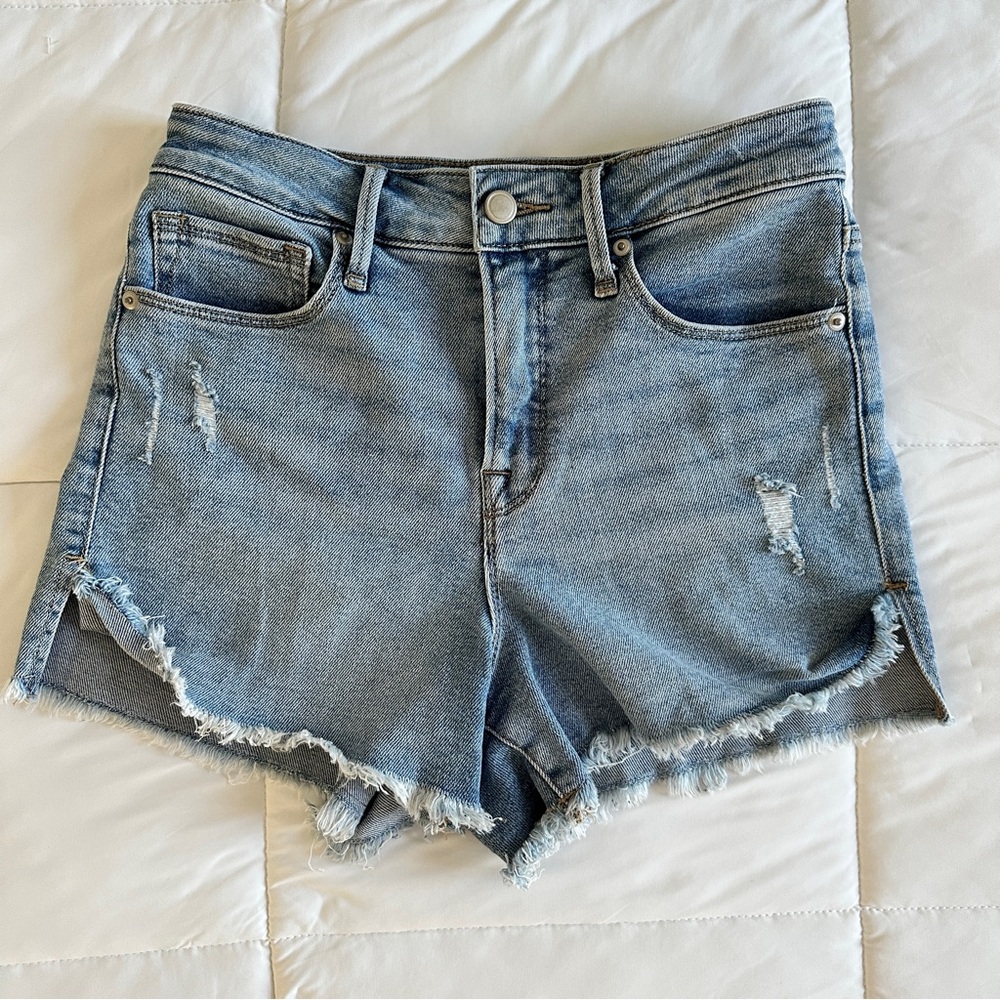 LOVED. GOOD AMERICAN Blue Jean Shorts Distressed Frayed Hem